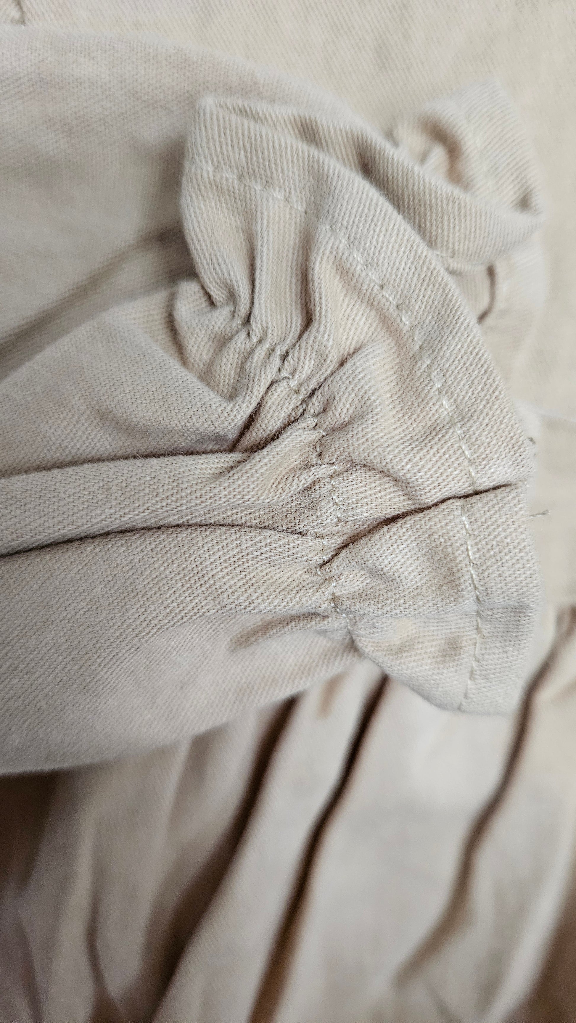 Robe bébé fille en coton – Broderie fleurs & col dentelle