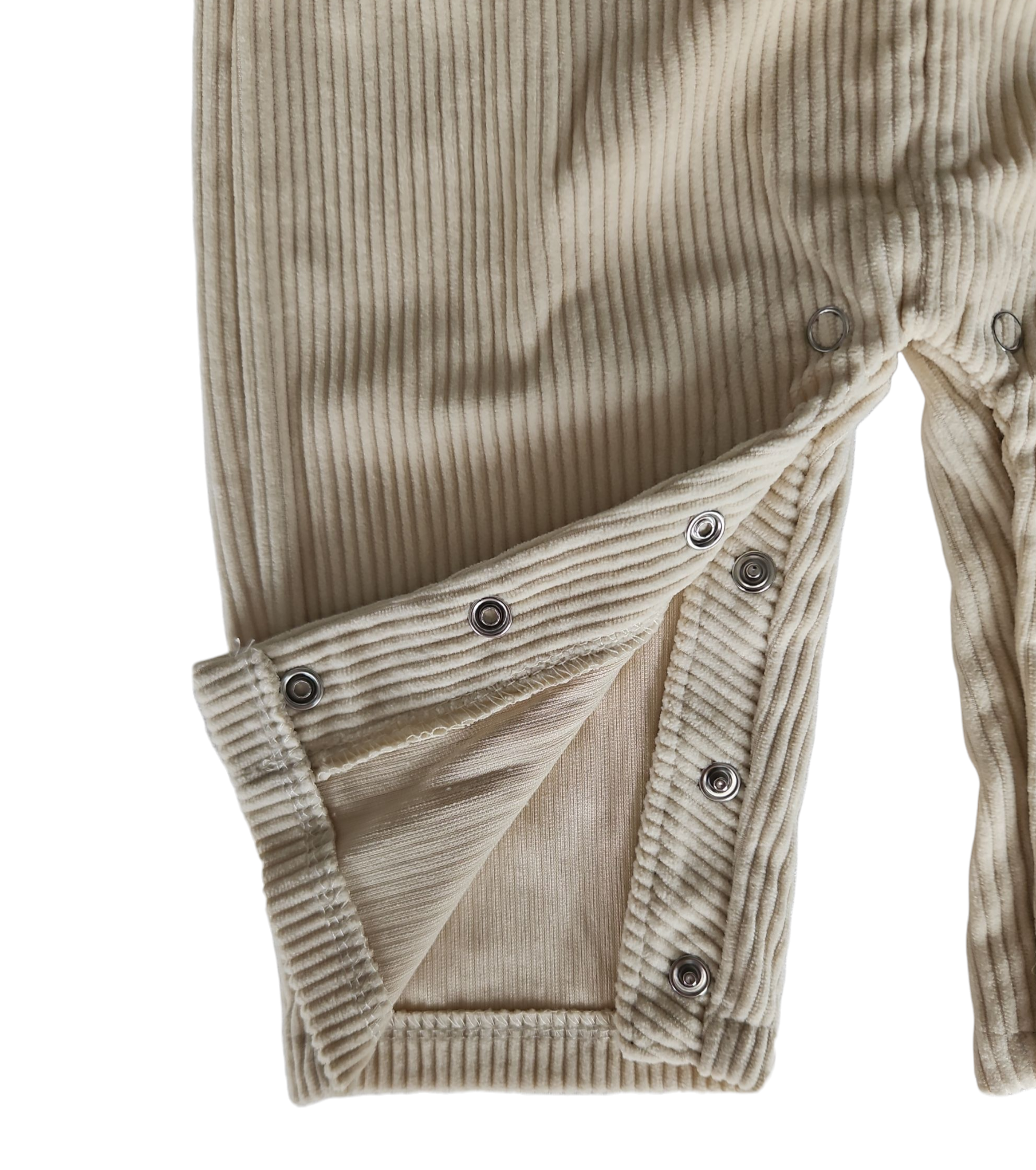 Salopette bébé velours côtelé – Motif lapin beige – Boutons pression