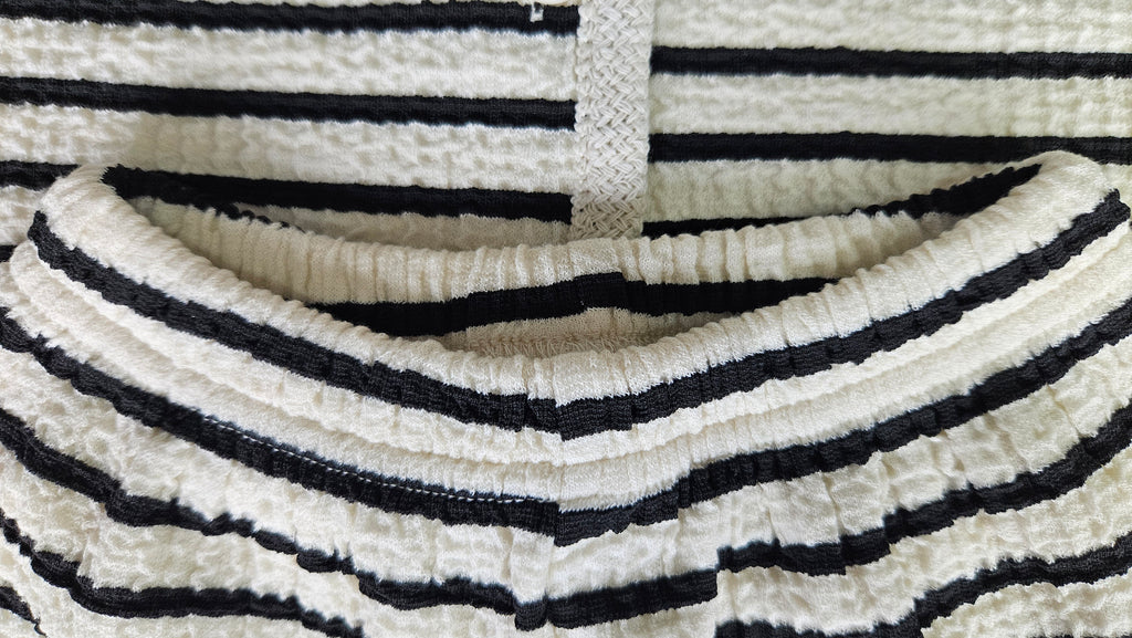 Ensemble bébé fille à rayures – Haut à boutons & pantalon élastique